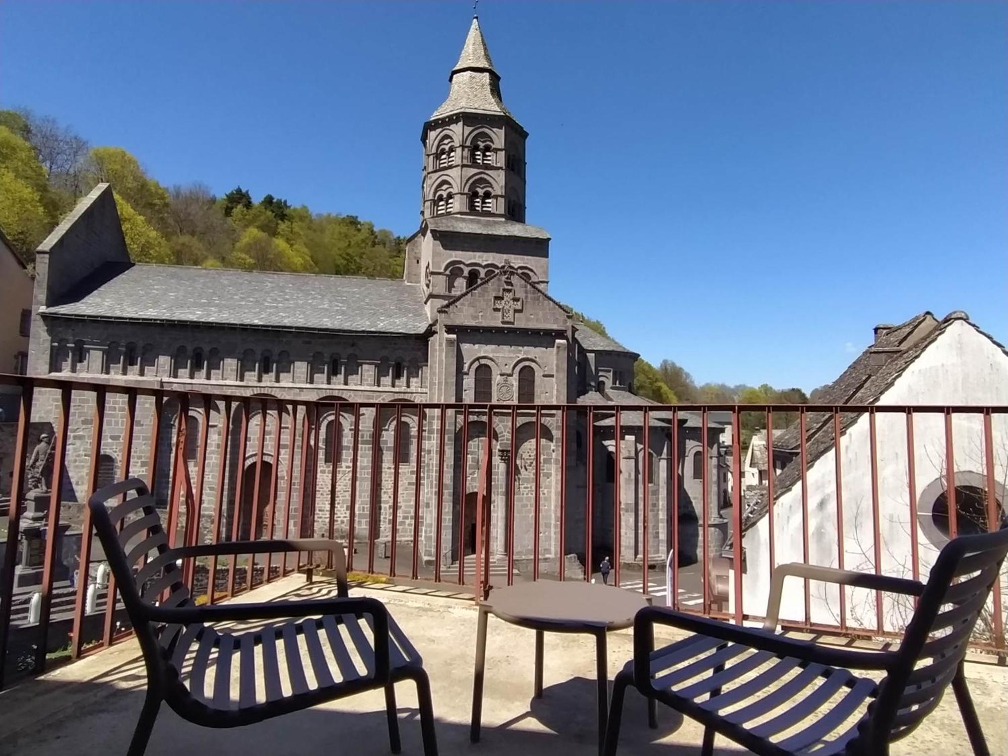 Hotel Restaurant Notre Dame Orcival Eksteriør bilde