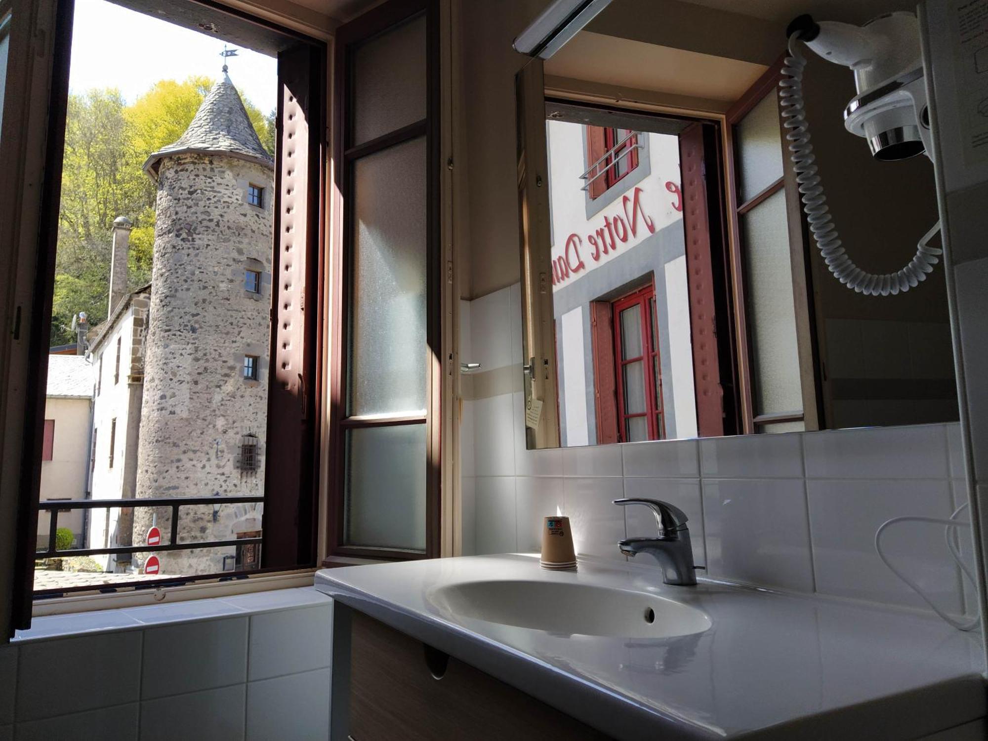 Hotel Restaurant Notre Dame Orcival Eksteriør bilde