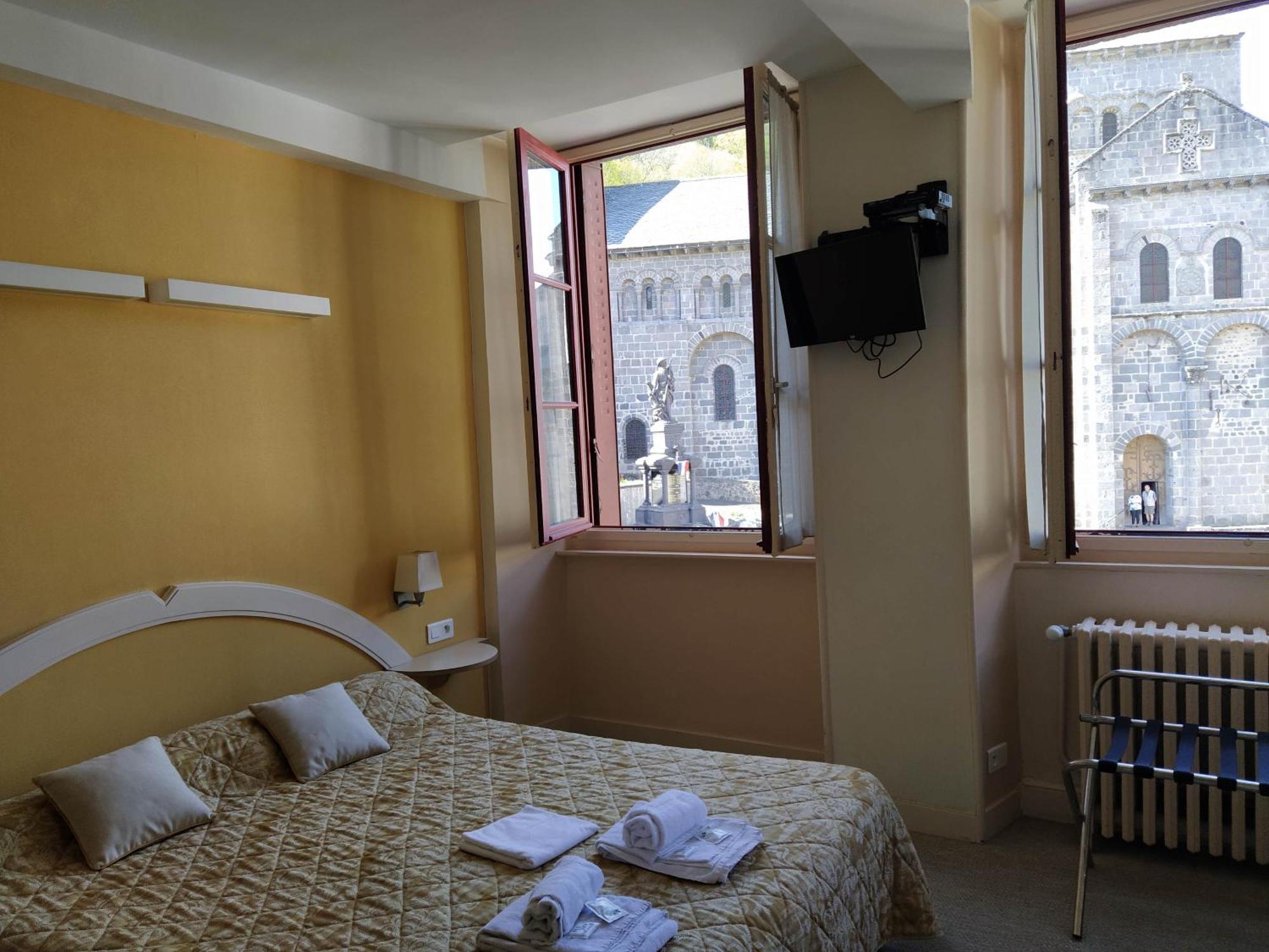 Hotel Restaurant Notre Dame Orcival Eksteriør bilde